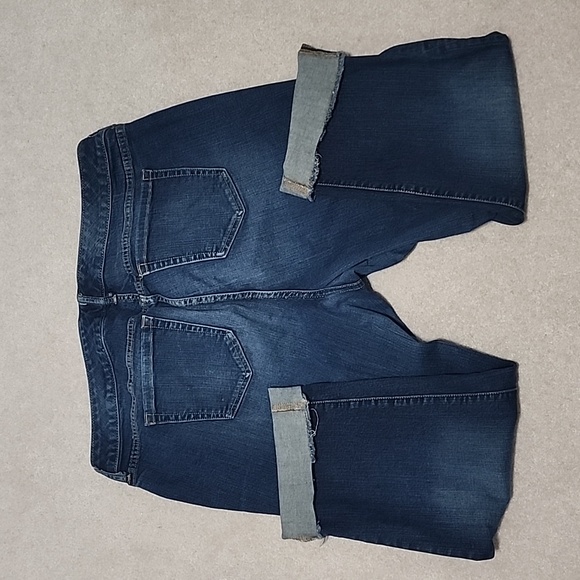 SOLD Torrid Cropped Boyfriend Jegging Size 20 - Picture 1 of 7